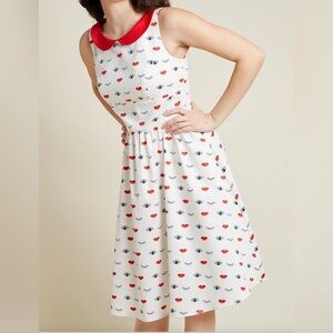 Ixia Peter Pan collar wink and kiss dress